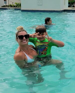 Hannah Goldy Instagram - Life with my best friend 🤍