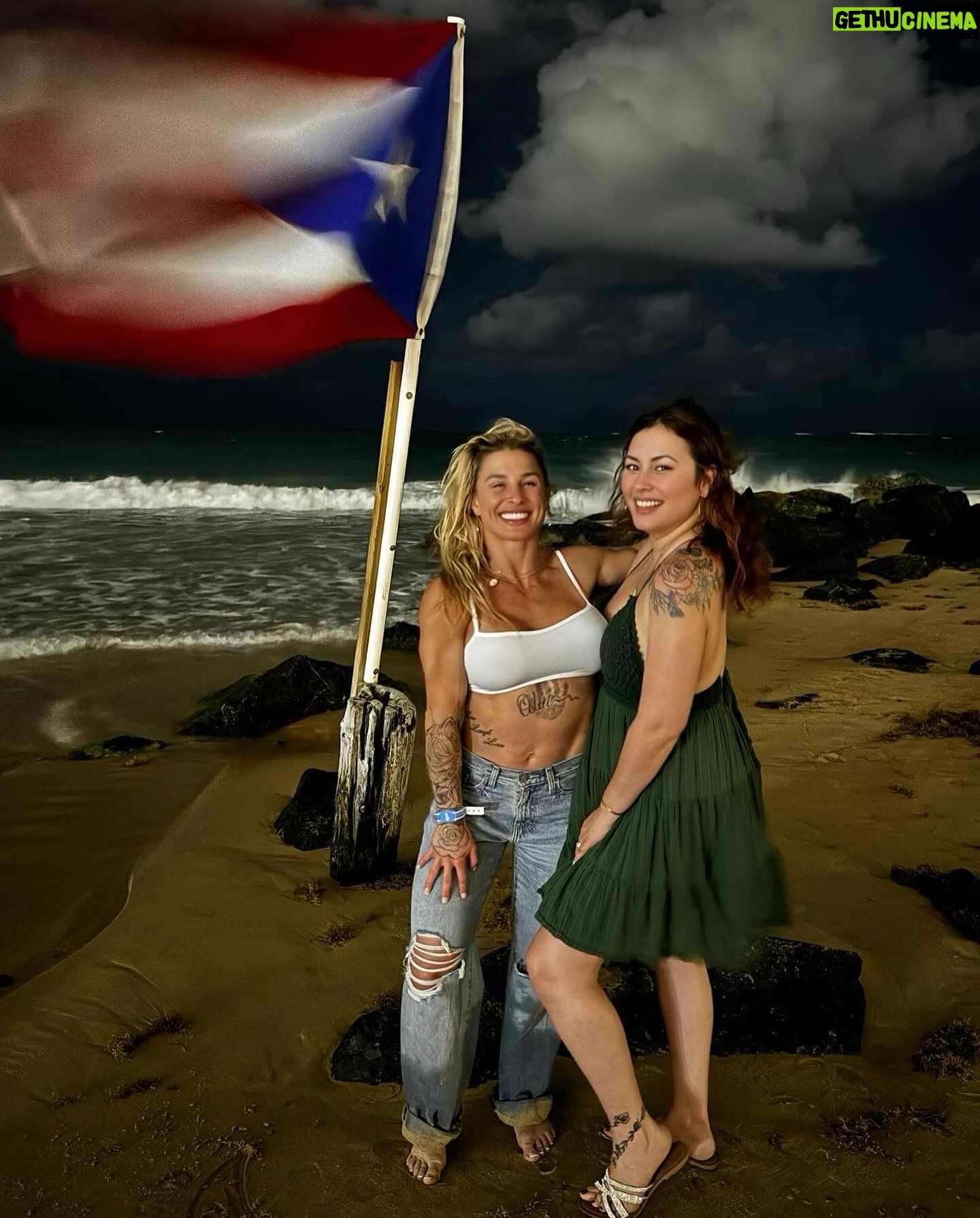 Hannah Goldy Instagram - “Some people arrive and make such a beautiful impact on your life, you can barely remember what life was like without them.” —Anna Taylor