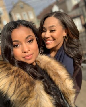 Hannaha Hall Instagram - Enjoy these #bts shots from Episode 9 #thechi @shothechi 
 

(Sorry, I don’t sing)