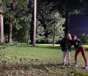 Hannah van der Westhuysen Instagram - I am the best student ever 
I love water so much 
Today for lunch I had a chicken sandwich 
I found out I am allergic to basil 🌿 
- an actor prepares by @preciousmustaph