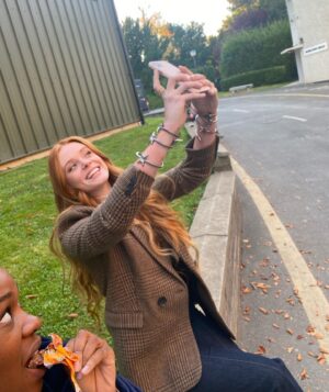 Hannah van der Westhuysen Instagram - Fashunably late to the bts but look at these beautiful humans being cute and stuff!!!!