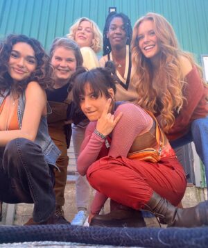 Hannah van der Westhuysen Instagram - Fashunably late to the bts but look at these beautiful humans being cute and stuff!!!!