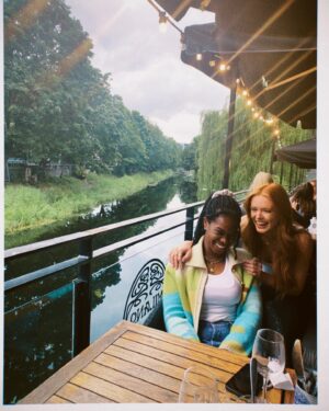 Hannah van der Westhuysen Instagram - Reunited and it feels so chaotic 🥰❤️