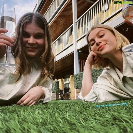 Hannah van der Westhuysen Instagram - The brilliant @eliotmsalt joins us on the @fboypodcast this week serving ๐
๐ป history with Marlene Dietrich & The Sewing Circle. Sheโs so smart and so so funny and she kindly allowed us to drag her down to our level (the gutter) so please have a listen. You wonโt want to miss it. Link in bio ๐