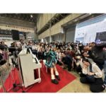 Harami-chan Instagram - (/・ω・)/にゃー!!!!💕 #ニコニコ超会議 #ニコニコ超会議2024 #今年もストピ弾いてきたよ #今年は猫耳ヘッドホンネキ制服バージョン #動画お楽しみにっっ #よみぃさんにお会いした #太鼓の達人対決したけど #普通に圧倒的にぼろ負けした #そりゃそうだ当たり前田のクラッカー #弾いてみたブースにサプライズで行ったのに #たくさん盛り上がってくれてありがとう #最高に汗かいた楽しかった