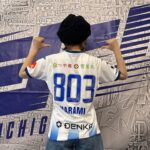 Harami-chan Instagram - モンテディオ山形さんの応援へ行ってまいりましたー！！⚽️🍒✨✨ 試合結果は残念だったけどサポーターの方々の熱量になんだかうるっときました…🥺🔥 選手入場のOver the rainbowも生演奏できて すごく嬉しかったーー🌈 また山形に行きたい!! (ベタチョコ大好き😛🙌) p.s なんとピアノにサインもさせていただきました...🙇‍♀️ #モンテディオ山形 #山形 #山形県 #yamagata