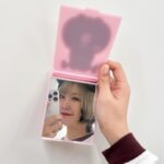 Harami-chan Instagram - 【ご報告】 激カワミラーが爆誕してしまった… 5月から行うクラシックホール全国ツアーの 極上・特上チケットの特典アイテムです！ チケットの特典でコレは… かわいすぎるやろォォォ💕💕💕 ぷっくり質感がかわよい... 🎫チケット発売中！ https://eplus.jp/harami/ 【🔍検索🔍　ハラミちゃん コンサート チケット】 p.s ハラミ初の全曲生音…極上の生音を届けるぞ🔥 - - - - - - - - - - - - - - - - - ✄- - - - - - - - - - - - - - - - - ✄ 初日5/17(金)は憧れのサントリーホール😭💕 ｲｰﾌﾟﾗｽ 🎫https://eplus.jp/harami/ mumo 🎫https://r.y-tickets.jp/haramichan2402 ぴあ 🎫https://w.pia.jp/t/harami/ ﾛｰﾁｹ 🎫https://l-tike.com/harami/ 【🔍検索🔍】ハラミちゃん　生音コンサート　チケット 絶対きてぬー‼️😭💕 - - - - - - - - - - - - - - - - - ✄ 【公演情報】 〈東京〉 日程：2024年5月17日(金)　　開場 17:30 開演18:30 会場：サントリーホール 大ホール 〈大阪〉 日程：2024年6月2日(日)　　開場 15:00 開演16:00 会場：ザ・シンフォニーホール 〈愛知〉 日程：2024年6月8日(土)　　開場 15:00 開演16:00 会場：名古屋国際会議場センチュリーホール 〈石川〉　日程：2024年6月23日(日)　　開場 15:00 開演16:00 会場：石川県立音楽堂　コンサートホール 〈香川〉　日程：2024年7月13日(土)　　開場 15:00 開演16:00 会場：サンポートホール高松 大ホール 〈北海道〉　日時：2024年7月15日(月祝)　　開場 15:00 開演16:00 会場：札幌文化芸術劇場hitaru 〈静岡〉　日程：2024年8月11日(日)　　開場 15:00 開演16:00 会場：三島市民文化会館 ゆうゆうホール 〈広島〉　日程：2024年9月8日(日)　　開場 15:00 開演16:00 会場：広島国際会議場 フェニックスホール and more…!! - - - - - - - - - - - - - - - - - ✄ #ピアノ #サントリーホール #ピアニスト #piano #ストリートピアノ