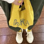 Harami-chan Instagram - 親友ちゃんにもらった黄色のmarchバッグお気に入り🍌