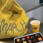 Harami-chan Instagram - 親友ちゃんにもらった黄色のmarchバッグお気に入り🍌