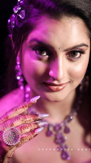 Harika Sadu Instagram - @harikaasadu 💜💜💜💜💜 Reception Makeover 💃🏻

Some Time Small Moments Cover Large Part of Our Heart💜, Tat too This thing is in My Career,  it’s Biggest Moment Ever I Love, Thank you Lot to gave this opportunity on your big Day @harikaasadu Mam

#weddingmakeup 

@maithili_mua 
 
For Bridal Booking: 8838776490📞

#makeupartists 
#glamsquad 
#redcarpet 
#redcarpetstyle 
#weddingdress 
#celebritymakeupartist 
#glow 
#glamorous 
#celebrity 
#celebrities 
#celebritystylist 
#eventplanning 
#eventstylist 

#chennaimakeupartist #coimbatoremakeupartist♥️ #salemmakeupartist #kallakurichimakeupartistry #erodemakeupandhairartist #erodemakeupartist #karurmakeupartist #makeupartistindia #WeddingGlamour #glamsquadgiveaway #beautytrends