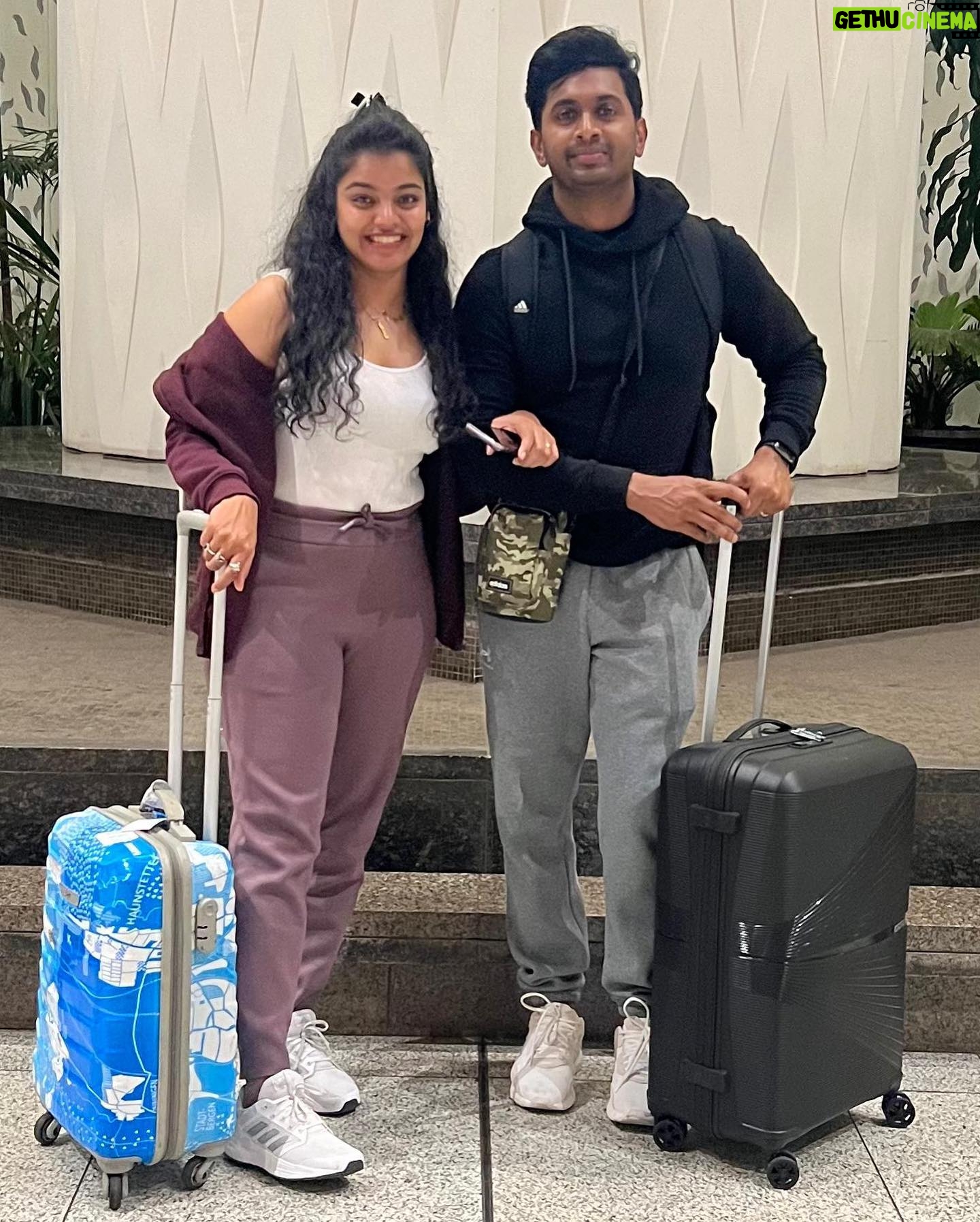 Haritha Nair - 7.1K Likes - Happily inDEPENDENT on this Man❤️
Thank you for being the best Fiancé❤️
Thank you for making my 28th the best❤️
Long message alert in dm😛