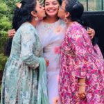 Haritha Nair Instagram - Vishu 2k24🌼❤️ Hope you'll had Payasam,Papadam and Pazham😛