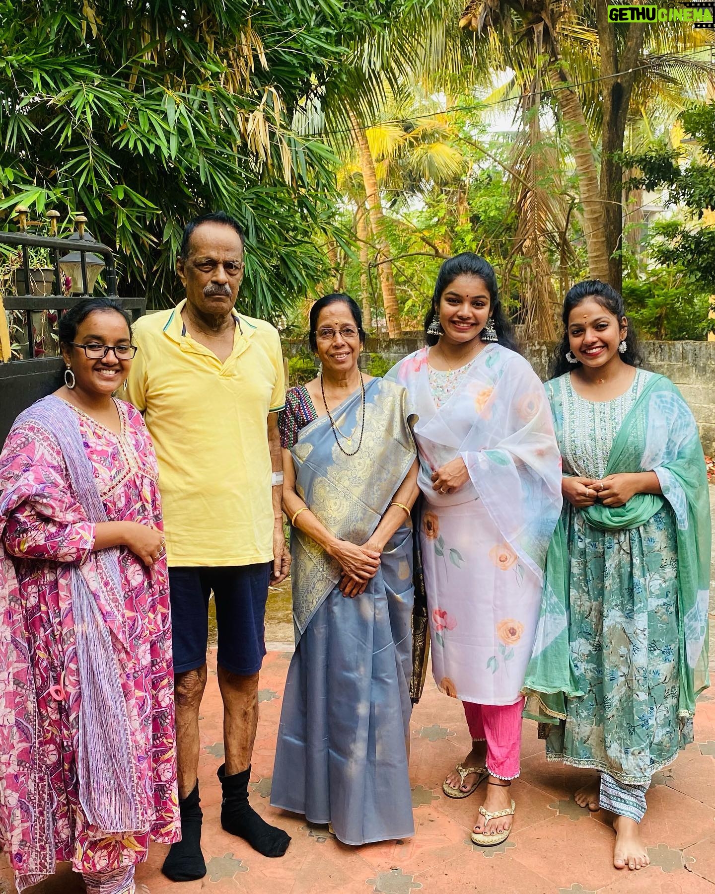 Haritha Nair - 10.8K Likes - Vishu 2k24🌼❤️
Hope you'll had Payasam,Papadam and Pazham😛