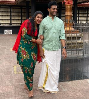 Haritha Nair Instagram - One where I turned 28💫 (1/3)

Mandatory birthday morning temple visit🙏🥰