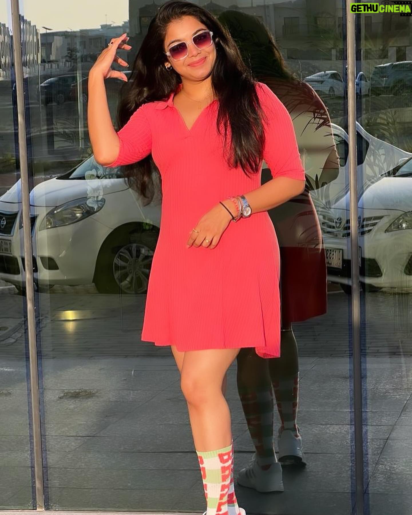 Haritha Nair - 4.2K Likes - Golf Day⛳️
Loser🤣 @sanoj_riyan