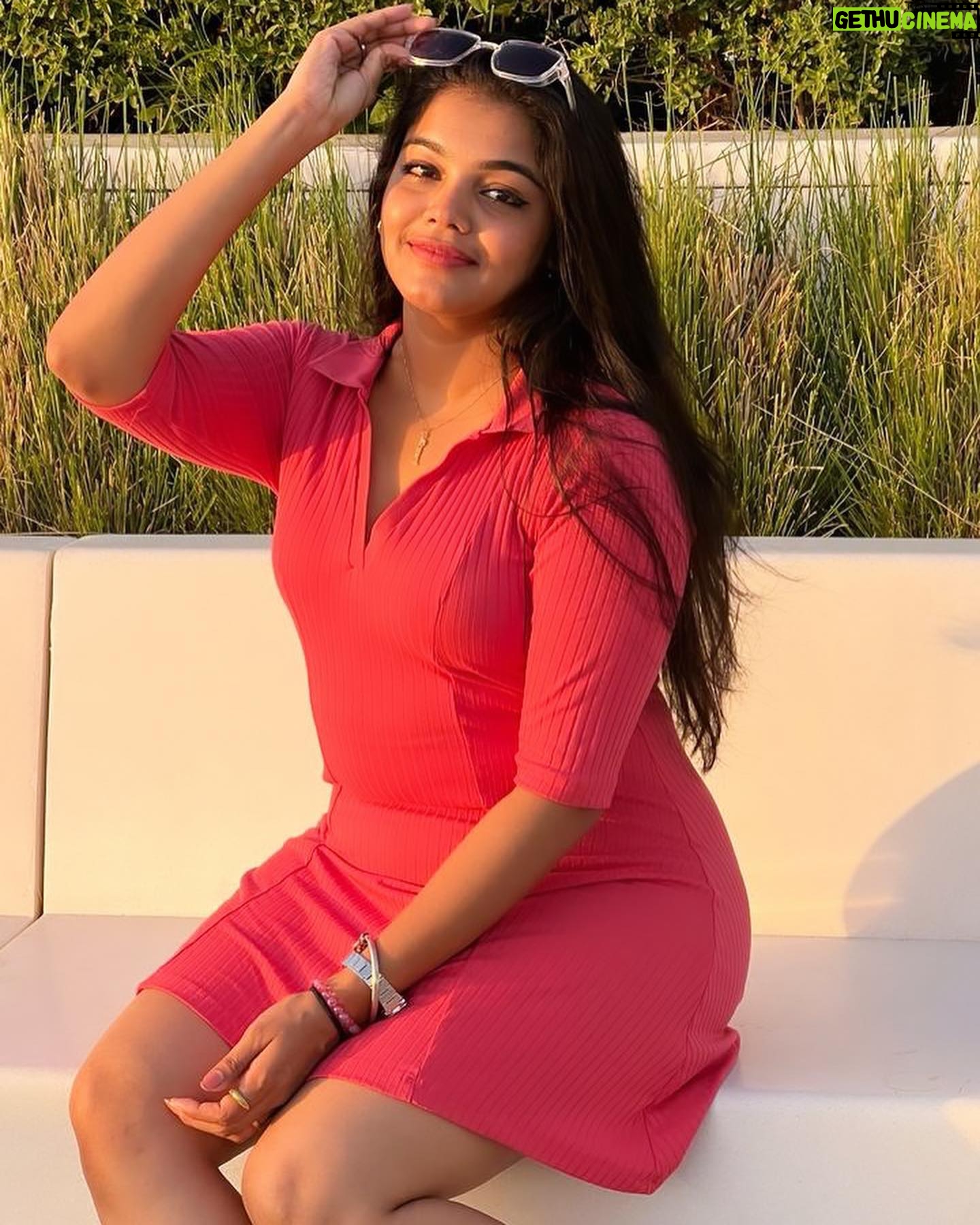 Haritha Nair - 4.2K Likes - Golf Day⛳️
Loser🤣 @sanoj_riyan