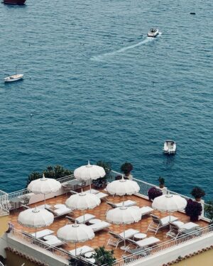 Haritini Iliadou Instagram - la vita e bella 🍋
#positano #italy #lavitaebella
