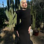 Harley Quinn Smith Instagram - 🖤✨🦇 got to celebrate the 25th anniversary of the force that is @mercyforanimals . I’m endlessly grateful for everyone at MFA who works tirelessly to make the world a safer and more compassionate place for all living beings, especially farmed animals. Being a part of this kind community is one of the greatest joys of my life ❤️ 2nd 3rd pic by @chelsealaurenla 😻