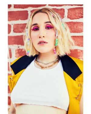 Harley Quinn Smith Instagram - 💓 @maneaddicts 💓