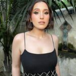 Harley Quinn Smith Instagram - last night’s lewk 🐈‍⬛ @vanityfair