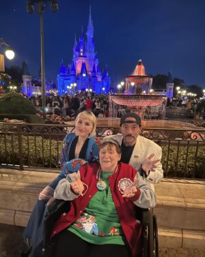 Harley Quinn Smith Instagram - I ended up having the most wholesome past week of my life - I went to Disneyland with my west coast grandparents to celebrate the holidays, and I then went to Disneyworld with my east coast grandma to celebrate her 78th birthday 🥹🥹❤️❤️ feeling really lucky and grateful to be able to spend time with some of my favorite people 🫶😽💞🐭

(and yes, of course all the food is vegan)