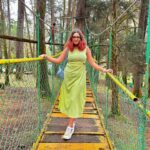 Harshita Ojha Instagram – In love with the fit 💚
#outfit #nature #forest #harshitaojha
