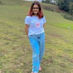 Harshita Ojha Instagram - #baharlamadhumas pahaado me 😂❤️🫶🏻🧿 #dance #reels #pahaad #harshitaojha