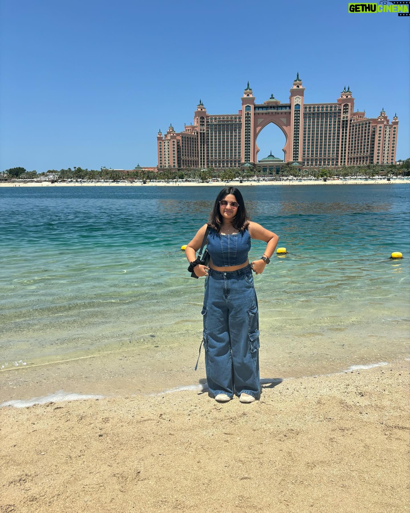 Harshita Ojha - 3 Likes - Mentally,i am still here ✨
#dubai #abudhabi #atlantis #harshitaojha