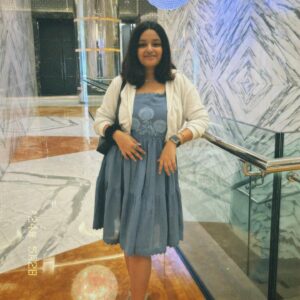 Harshita Ojha Instagram - Abu dhabi day 3 and the last day was the best one,someone take me back to sea world 🧿❤️
#abudhabi #travel #dubai #seaworld #harshitaojha