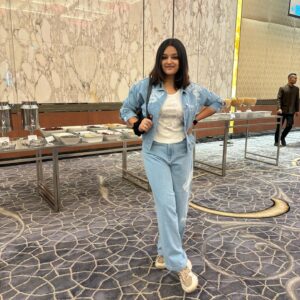 Harshita Ojha Instagram - Abu dhabi day 1 dump 
#dubai #abudhabi #
