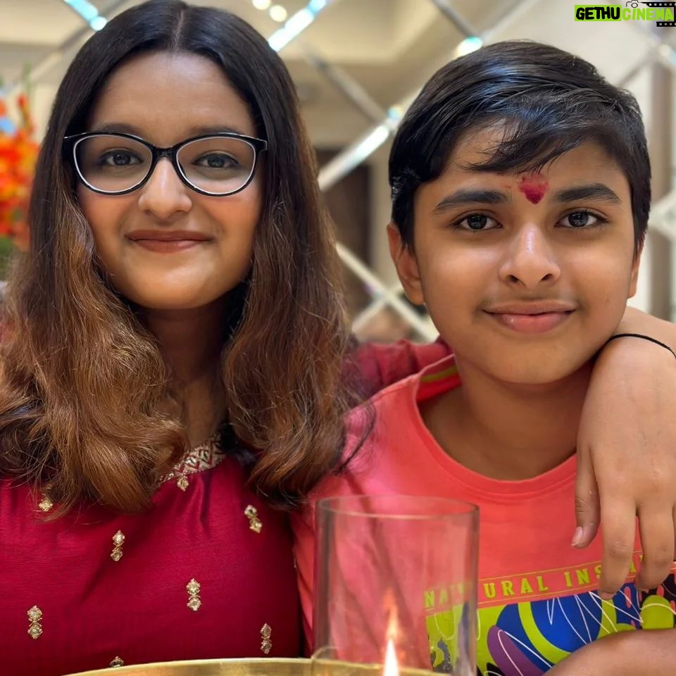 Harshita Ojha Instagram - Happy rakshabandhan 🫶🧿 #rakshabandhan #bhaibehen #veera #harshitaojha