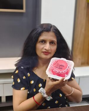 Harshita Ojha Instagram - Happy birthday mumma,my pretty womannn i love you 🧿❤️ 
@reemaojha10