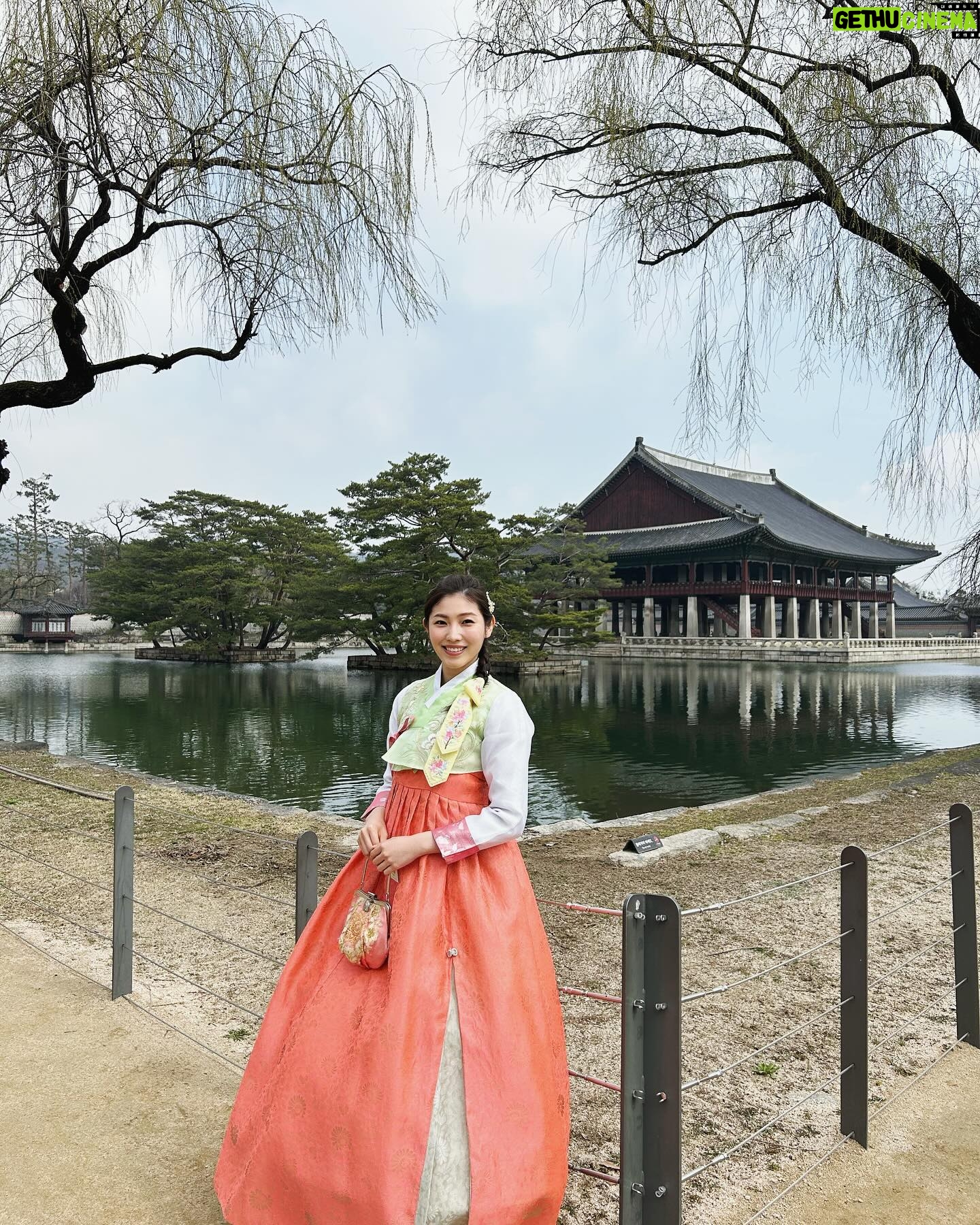 Haruka Tateishi - 3.8K Likes - 時差投稿🕰️🙇初韓国旅行✈️🇰🇷
お初らしく、韓服きたり市場回ったり、伝統菓子を食べまくったり、同じアジアでもこんなに文化違うのかと勉強になりました😳
GWも終わりですねー!時の流れが早すぎてたまに切ない🥲5月も頑張っていきましょう!