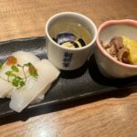Haruka Momokawa Instagram - 炉端とおでん きょうすけ新橋店に行ってきました👏 おでんが関西おでんと鴨出汁のおでんがあるの！！！ 寒い時期はおでんたまらないよね…🥹❤️美味しすぎ☺️ お通しのお寿司と梅酒とお肉もすごく美味しくて感動🥺 お通し美味しいお店たまらない！！！！ 後おでん以外のおすすめは 3枚目の炙り白子ポン酢😚❤️ 寒い時期が続くと思うのでみんなも 美味しいおでん食べてあったまってね☺️☺️☺️ #PR #炉端とおでん きょうすけ新橋店 #新橋グルメ #新橋居酒屋 #東京グルメ #新橋ディナー #新橋 #おでん