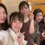 Haruka Momokawa Instagram - 昨日はめろんちゃんの結婚パーティーに参加してきました🍈🍈🍈🍈 めろんちゃん大石先生ご結婚おめでとうございます☺️👏 そして、めろんちゃんのお陰で怪傑トロピカル丸、純情トロピカル丸、青春トロピカル丸のメンバーに久々に会えてみんなであの時はどうだったとかいろんな話して…🫣私は純情メンバーとは最後の方しゃべれずにいれたから大人になって会えて話して笑えて本当によかった！！！！！ こんなにも、みんなが集まるのもめろんちゃんの人柄だし、本当にみんなに再会させてくれて感謝❤️❤️❤️ 共に青春を過ごしたみんなとはこれからも仲良くしたい😉😉😉😉 またみんなに近々会えますように☺️ そして、めろんちゃんお幸せに🍈💚 #めろんちゃん結婚おめでとう #怪トロ #怪傑トロピカル丸