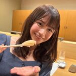 Haruka Momokawa Instagram - 先日、奥赤坂 鮨 淡師にいってきました☺️ こんなにちゃんとしたお寿司屋さん行ったので、最初緊張しちゃったけどお酒も美味しいしお寿司も一つ一つ丁寧で新鮮で全てが美味しすぎて…最高でした！ ハマフエフキのお寿司を初めて食べたんですけど感動した！ 私が行った時は五島列島で採れたお魚をメインに出してくださり、五島列島に釣りに行きたくなりました🐟❤️ お食事終わりには茶室に移動してお茶を入れてもらい美味しい和菓子を食べさせてもらえて、雰囲気の違う空間も楽しめて是非みなさんにも体験してもらいたいなと思いました！ 美味しいもの食べるとエネルギーが沸きますね！ また行きたいです☺️ PR @taka_sushitanji_tokyo #奥赤坂鮨淡師 #赤坂鮨 #乃木坂鮨 #赤坂グルメ #乃木坂グルメ #赤坂ディナー #乃木坂ディナー #江戸前鮨