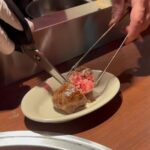 Haruka Momokawa Instagram – Yakiniku BarBiesさんに行ってきました👏❤️

お肉へのこだわりがとにかくすごいお店☺️
このお店でしか食べれない新鮮生肉のラインナップが豊富で生肉好きにはたまらない最高すぎるお店でした🍖❤️

肉質重視を追求してるらしく、上質な脂なので沢山食べても胃にもたれしなく、くどくなく旨みのある和牛A5牝和牛が食べれて本当に幸せでした🫶❤️

そして、２個目の動画が1日限定15食のTVで話題の生肉と焼肉の融合されたスーパーミート🍖
深みのある味わいで…うん…美味しすぎた🤤

後ね、ドリンクへのこだわりも凄くて…
お肉とお酒好きには堪らないお店だと思う🍖🍺

大サイズのお酒いっぱい頼んだんだけど色んなグラスで出てきてそれも楽しめるし、なんと言っても大ジョッキなのに最後の最後までお酒が美味しくて素晴らしかった❤️
エスプーマを利用したレモンの新感覚な泡泡のハイブリットBarBiesレモンサワーもおいしくて🍋

お店の雰囲気もとても素敵でスタッフさんも素晴らしく幸せな時間を過ごせました☺️👏

#PR #yakinikubarbies #三越前グルメ #日本橋グルメ #日本橋焼肉 #三越前焼肉