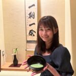 Haruka Momokawa Instagram - 先日、奥赤坂 鮨 淡師にいってきました☺️ こんなにちゃんとしたお寿司屋さん行ったので、最初緊張しちゃったけどお酒も美味しいしお寿司も一つ一つ丁寧で新鮮で全てが美味しすぎて…最高でした！ ハマフエフキのお寿司を初めて食べたんですけど感動した！ 私が行った時は五島列島で採れたお魚をメインに出してくださり、五島列島に釣りに行きたくなりました🐟❤️ お食事終わりには茶室に移動してお茶を入れてもらい美味しい和菓子を食べさせてもらえて、雰囲気の違う空間も楽しめて是非みなさんにも体験してもらいたいなと思いました！ 美味しいもの食べるとエネルギーが沸きますね！ また行きたいです☺️ PR @taka_sushitanji_tokyo #奥赤坂鮨淡師 #赤坂鮨 #乃木坂鮨 #赤坂グルメ #乃木坂グルメ #赤坂ディナー #乃木坂ディナー #江戸前鮨