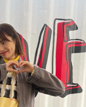 Haruka Shimazaki Instagram - ❤️‍🔥❤️‍🔥❤️‍🔥

💄 @mana_oha 
👗 @yuikurose
💅 @nailist_mika