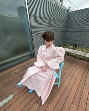 Haruka Shimazaki Instagram - ☁️🎀👶🏻

👗 @hao_yoshienunoda 
💄 @mana_oha
