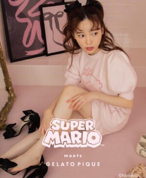 Haruka Shimazaki Instagram - 可愛いでしょーーー？🍑✨
3月22日から発売されるよ！

👗 @yuikurose 
💄 @nobusawahitoshi
📷 @say0ngs