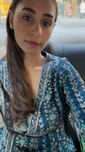 Hasleen Kaur Instagram - Evening well spent at the @ritukumarhq store in Mumbai. I have some heirloom worthy pieces of Ritu Kumar in my own trousseau and I can’t help but admire her craftsmanship that continues to woo her customers and the fashion industry even today. Her timeless pieces appeal to all ages and she’s one of the very few designers who means when she talks about sustainability. Her revival of zardozi is a gift to India and her classic embroidery is worth passing on over generations. Thankyou @quirkbrandconsulting for having me.

Jumpsuit- @ritukumarhq 
HMU by me
Video shot by me and my very talented friend @superbhuti