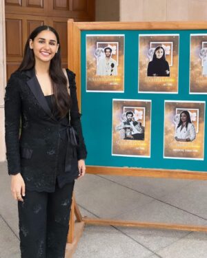 Hasleen Kaur Instagram - Super nostalgic day today. Back in college to speak on TedxJMC 
So many memories made here☀️🎉🩵🎊
Thankyou @namratajoshipura for dressing me for this milestone
