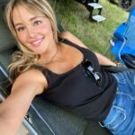 Hassie Harrison Instagram - happy camper 🏕