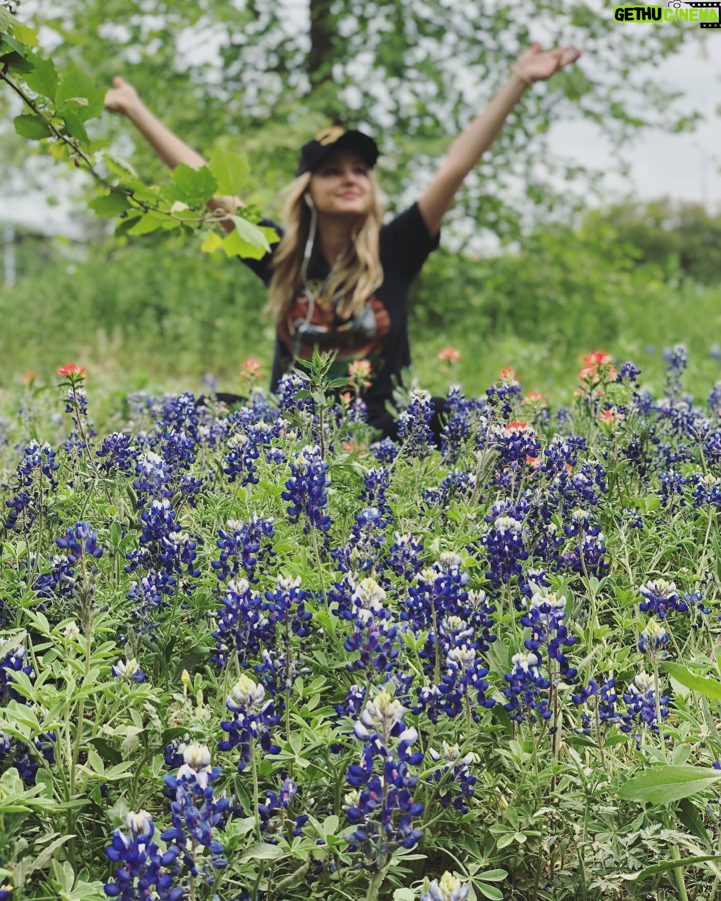 Hassie Harrison Instagram - Bluebonnet therapy. Hope everyone is hanging tough and in high spirits. 💙