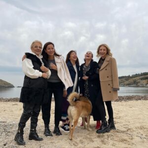 Hatice Aslan Instagram - #efe 👼🏻💙 #akıllıbıdık ☀️#ozy 👑#koftem 💋#askimaskim 🤩 #semoş 😍
Harika bir gündü ; iyi ki , kaçırdınız beni😊
Burada olan - olmayan tüm arkadaşlarım , dostlarım , kardeşlerim, ailem iyi ki hayatım sizlerle kesişmiş 🌱❤️🙏🏼