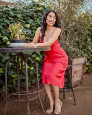 Haven Everly Instagram - What is one thing that made you smile today? 😄❤️

Photo📸 @dropfocus 

#filipina #filipino #smile #photography #monday #mondayvibes #positivity #appreciation
