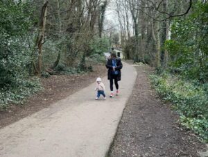 Hayley Erin Instagram - Winter strolls avec Juno et Maude #JunoetMaude