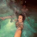 Hayley Davies Instagram - Life be like 🔥🙃☺️ #lifeupdates #explore