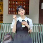 Hayley Woo Instagram - 😋 最近觉得自己很幸福 虽没做啥特别的事情 但是特豁然开朗快乐 有时别想太多也不错 若别去跟其他人比较 简简单单的过也可以 因为当你离开这世界 所有你觉得很重要的 东西一个也带不走呀 所以，何必呢？ 📸 @jiaqiwoo